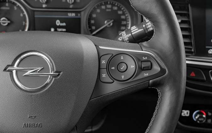 Opel Insignia cena 84850 przebieg: 76861, rok produkcji 2018 z Suchowola małe 742